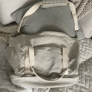 Lo and sons Catalina bag